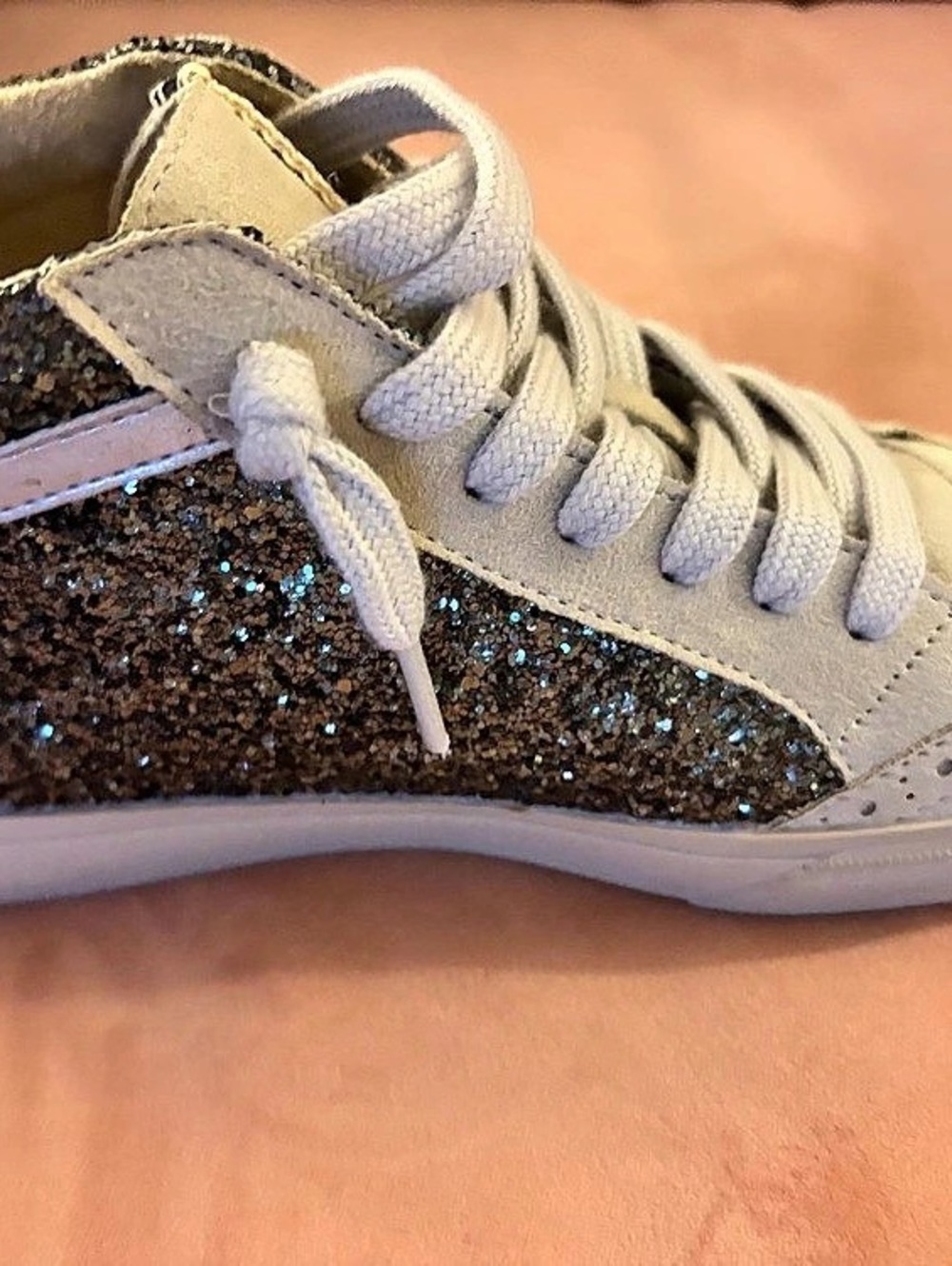 Shu Shop
Glitter Star High-Top Sneakers NWT 6.5